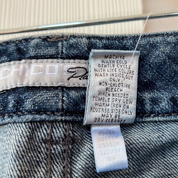 NWT Chicos Platinum Embellished Jeans - Picture 4 of 10